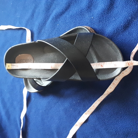 Ardene Slides 6.5 - Picture 8 of 8